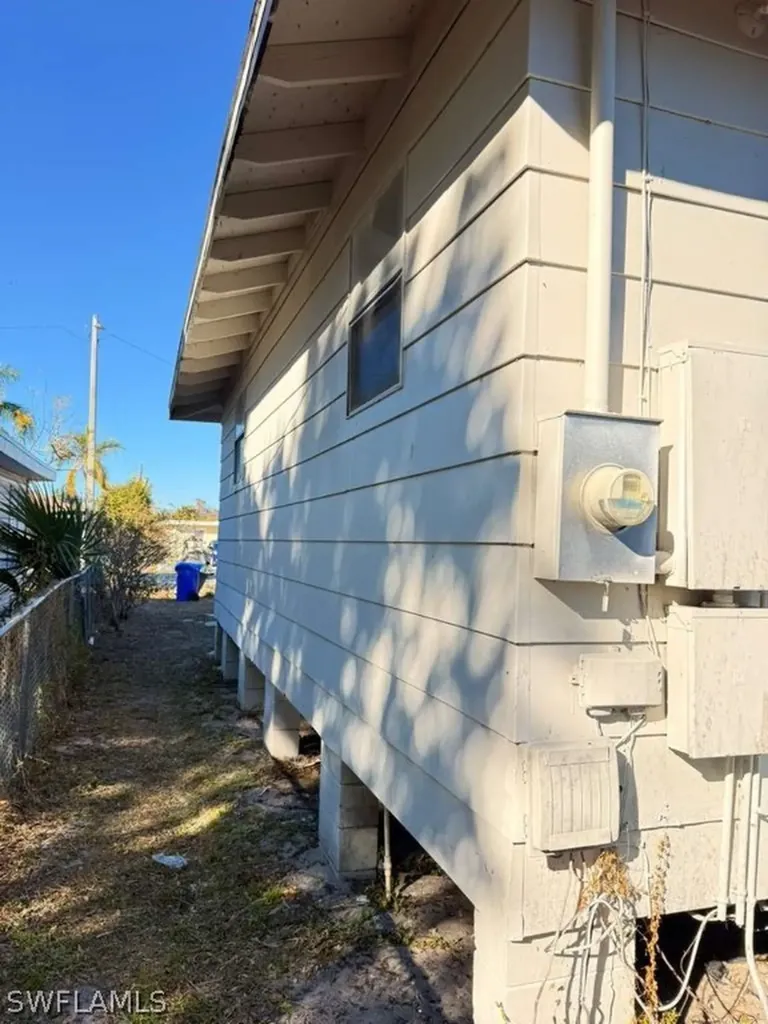 3316 Armstrong Court Fort Myers FL 33916