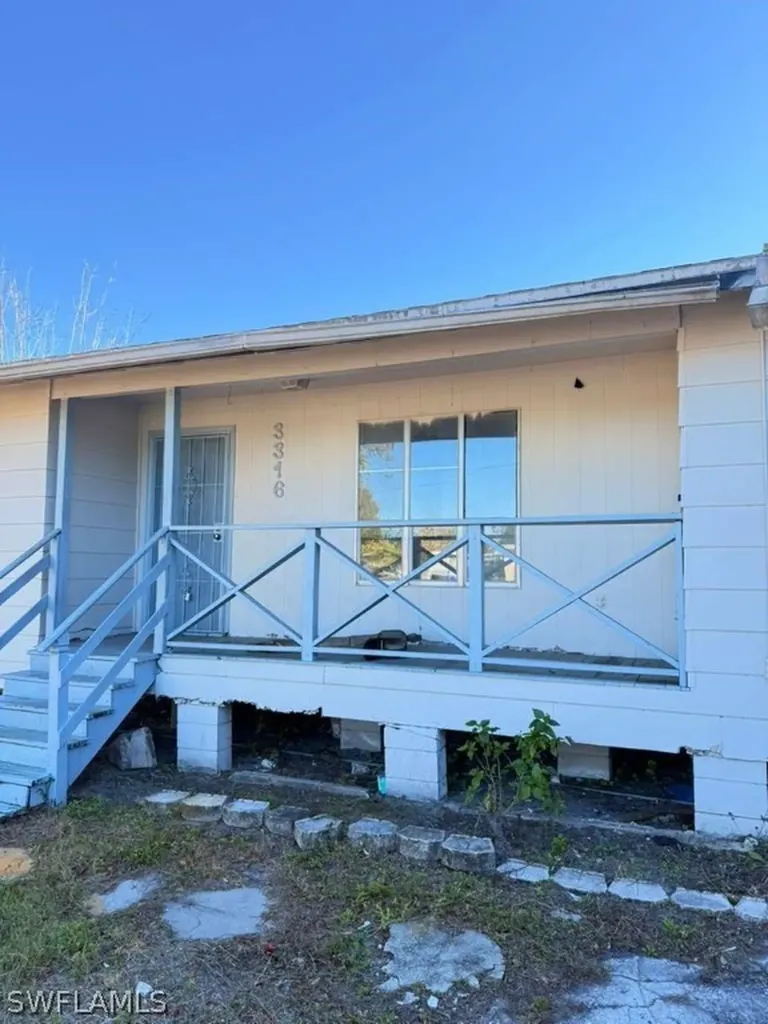 3316 Armstrong Court Fort Myers FL 33916