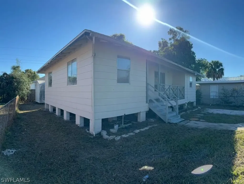 3316 Armstrong Court Fort Myers FL 33916