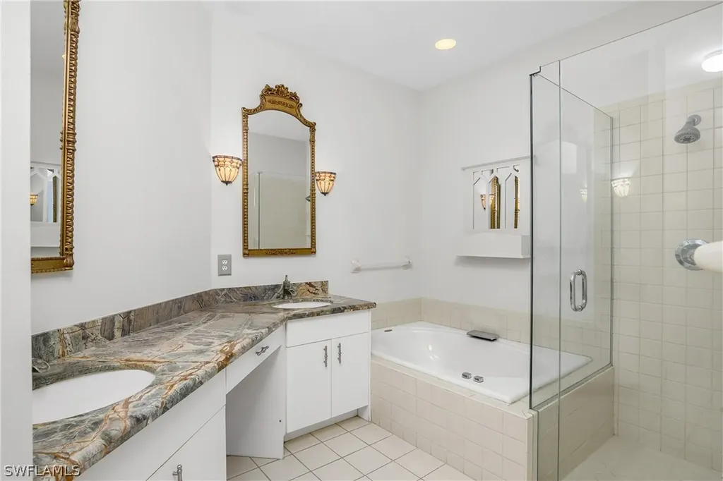 3785 Fieldstone Boulevard Naples FL 34109
