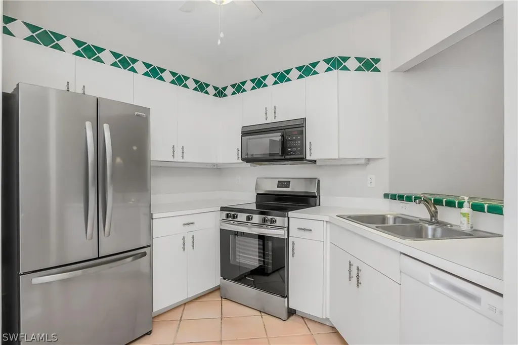 3785 Fieldstone Boulevard Naples FL 34109