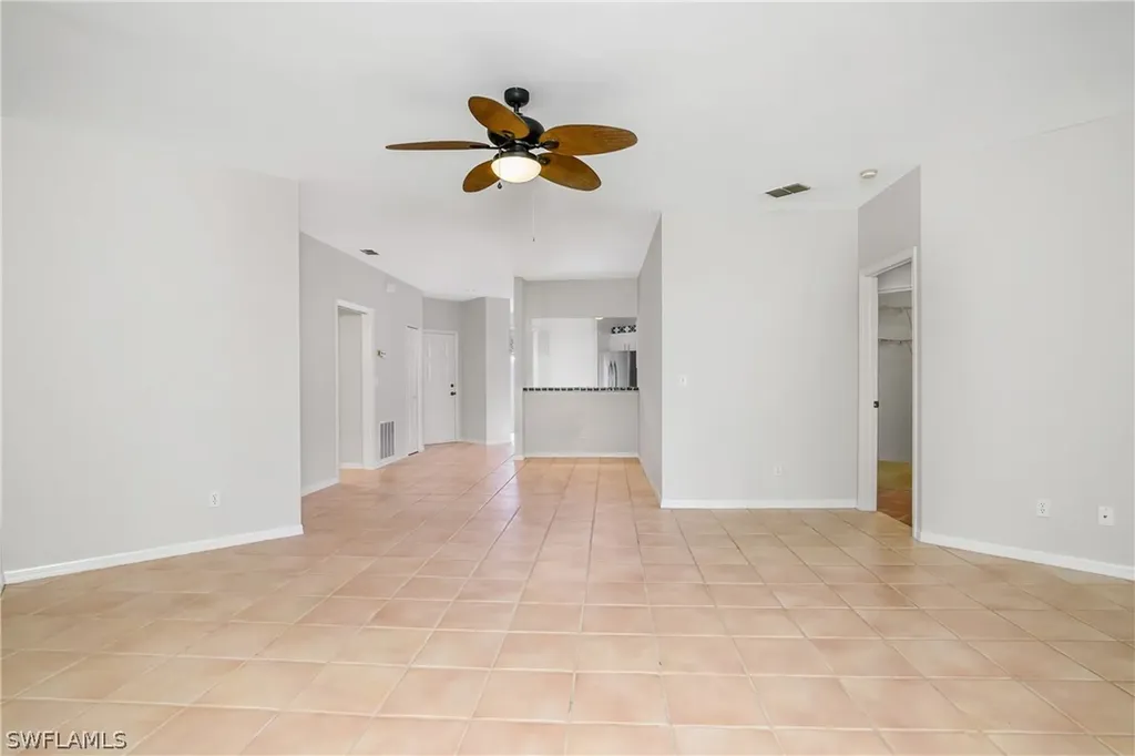 3785 Fieldstone Boulevard Naples FL 34109
