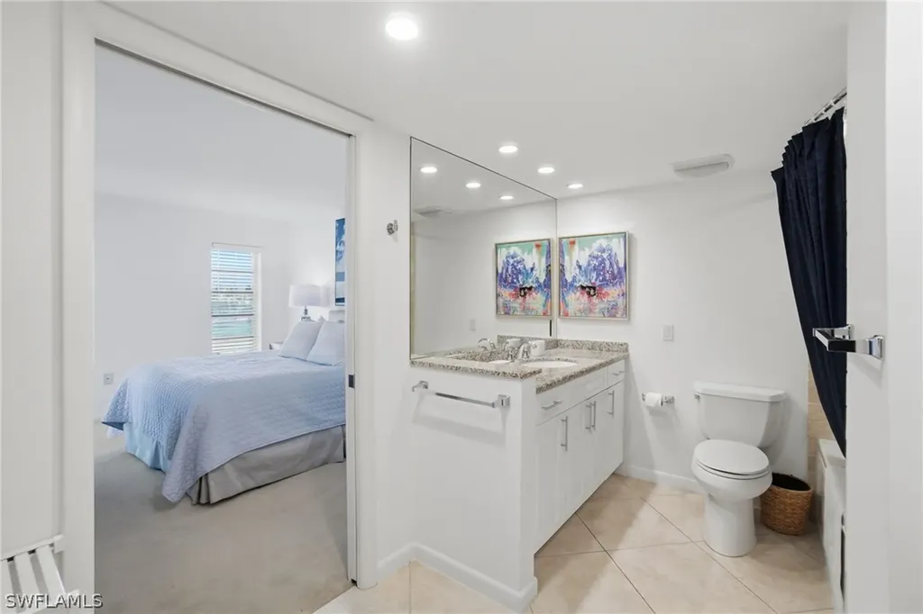 53 High Point Circle W Naples FL 34103