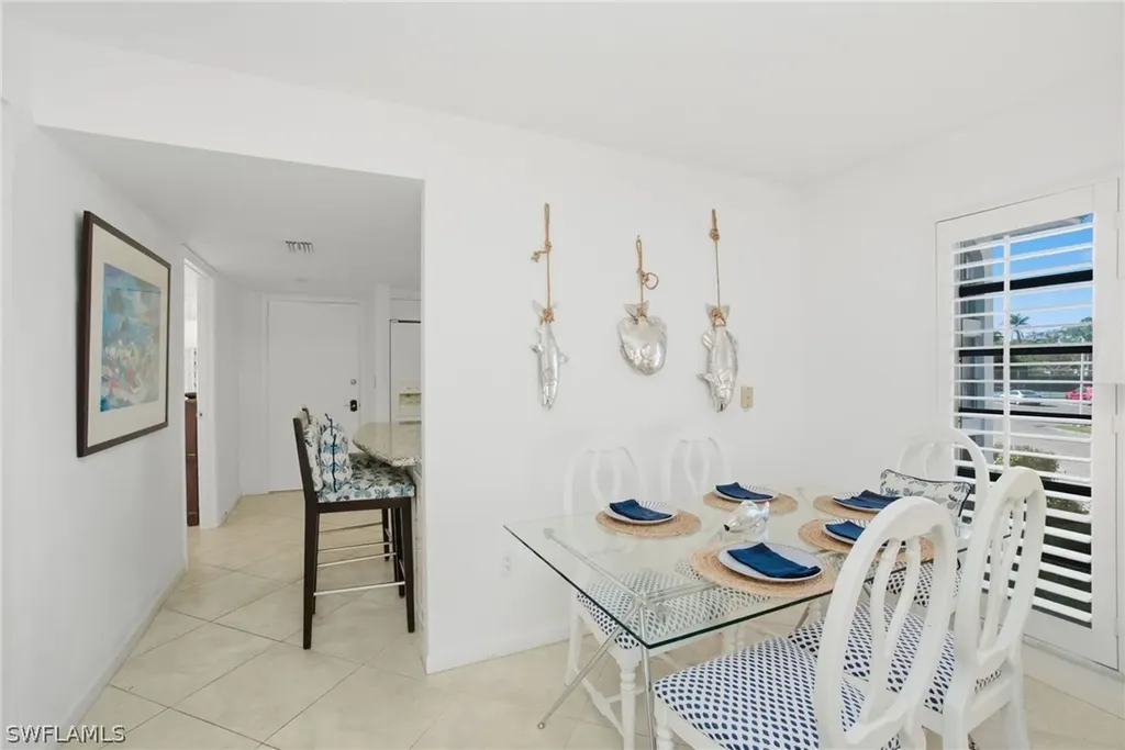 53 High Point Circle W Naples FL 34103