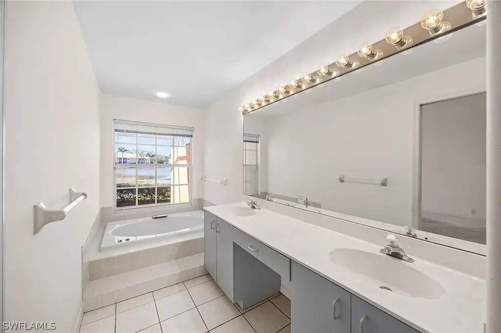 13090 Southampton Drive Bonita Springs FL 34135