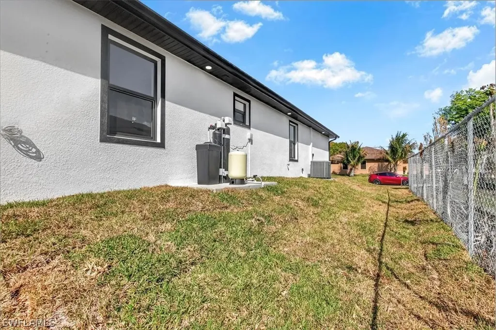 4505 7th Street W Lehigh Acres FL 33971