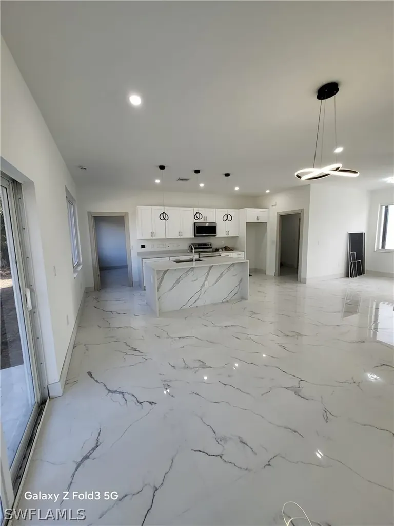 718 Robert Avenue Lehigh Acres FL 33936