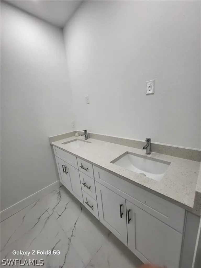 718 Robert Avenue Lehigh Acres FL 33936