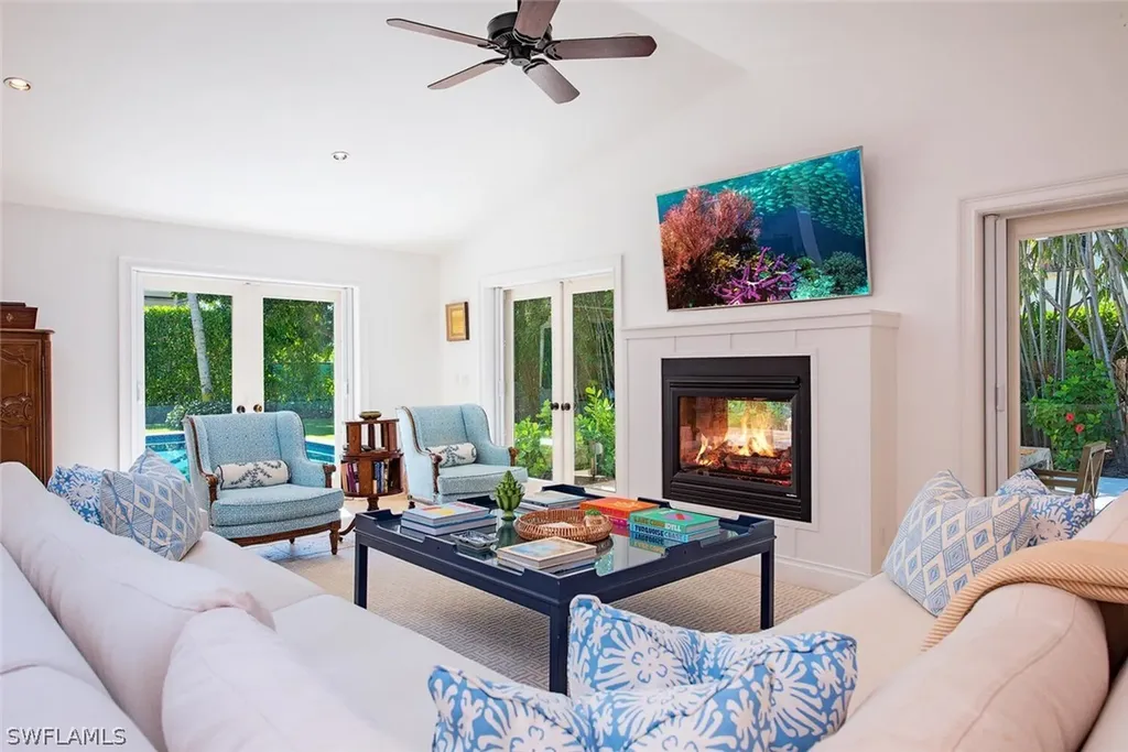 4875 Whispering Pine Way Naples FL 34103