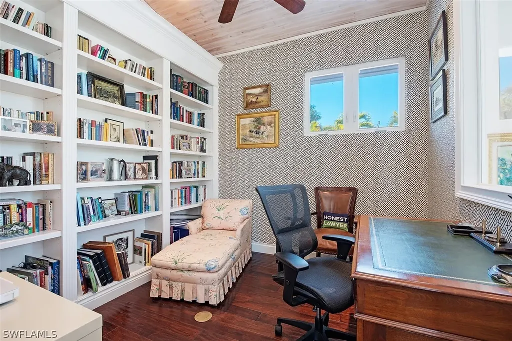 4875 Whispering Pine Way Naples FL 34103