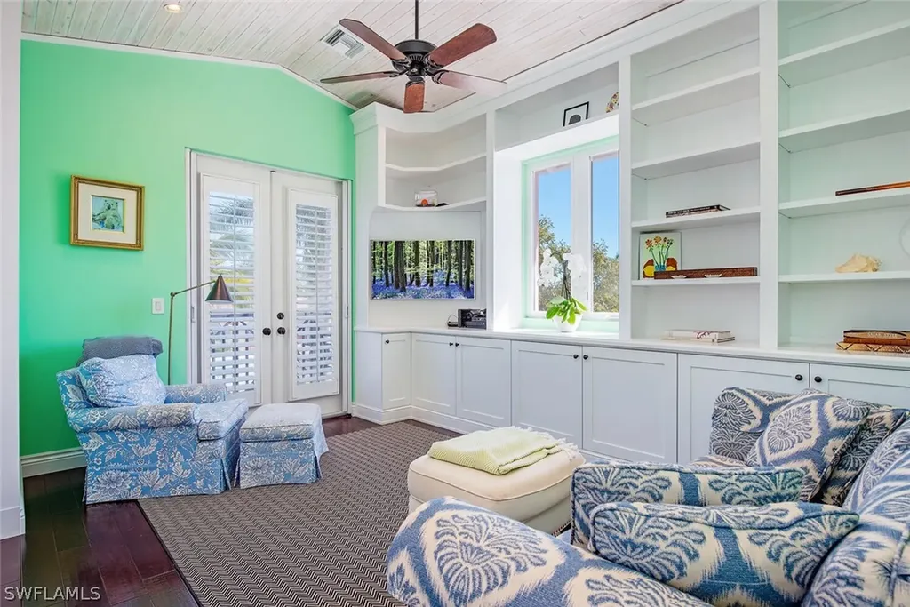 4875 Whispering Pine Way Naples FL 34103
