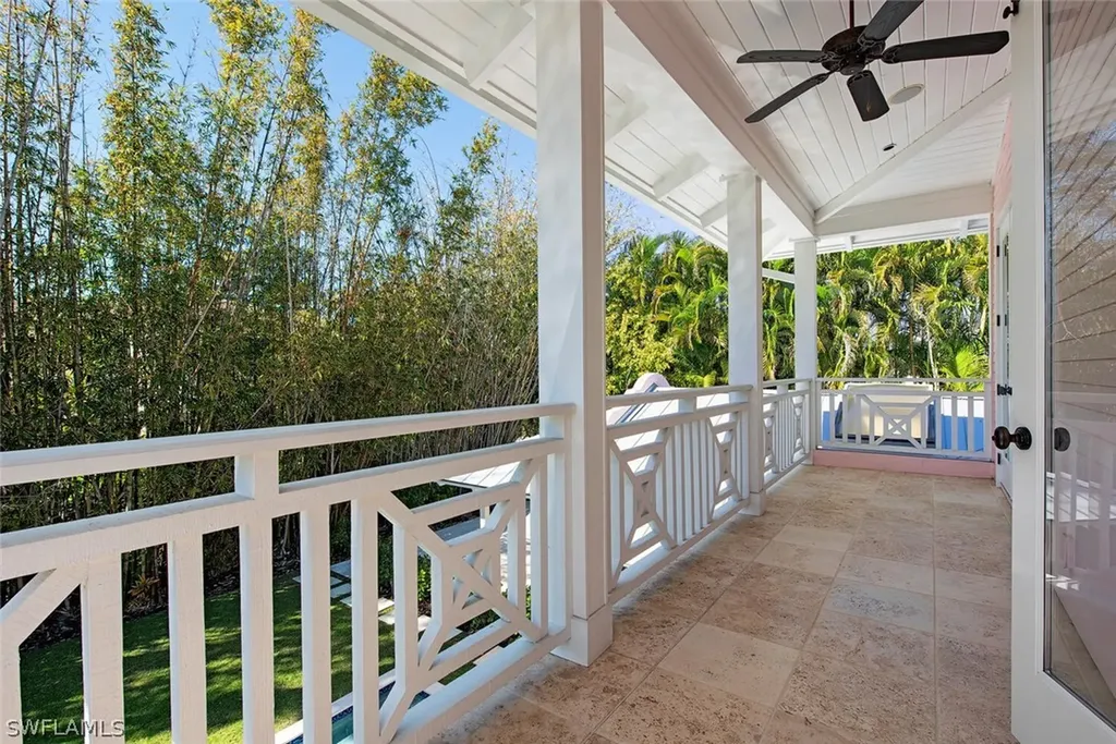 4875 Whispering Pine Way Naples FL 34103
