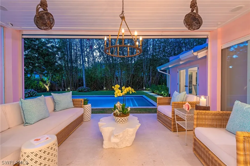 4875 Whispering Pine Way Naples FL 34103