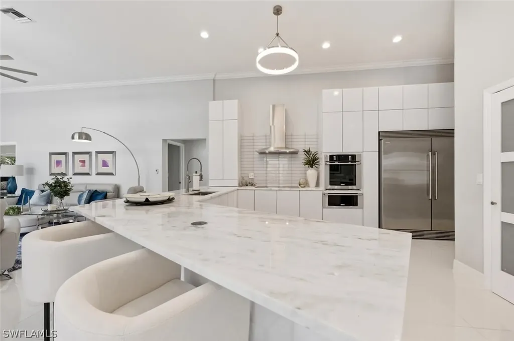 1520 Oakes Boulevard Naples FL 34119