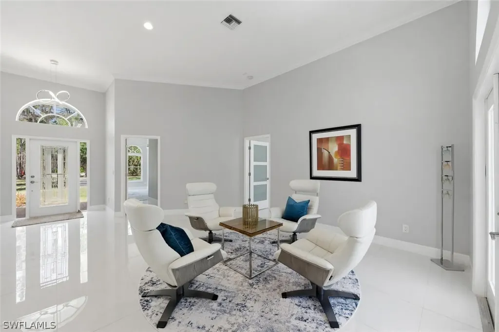 1520 Oakes Boulevard Naples FL 34119