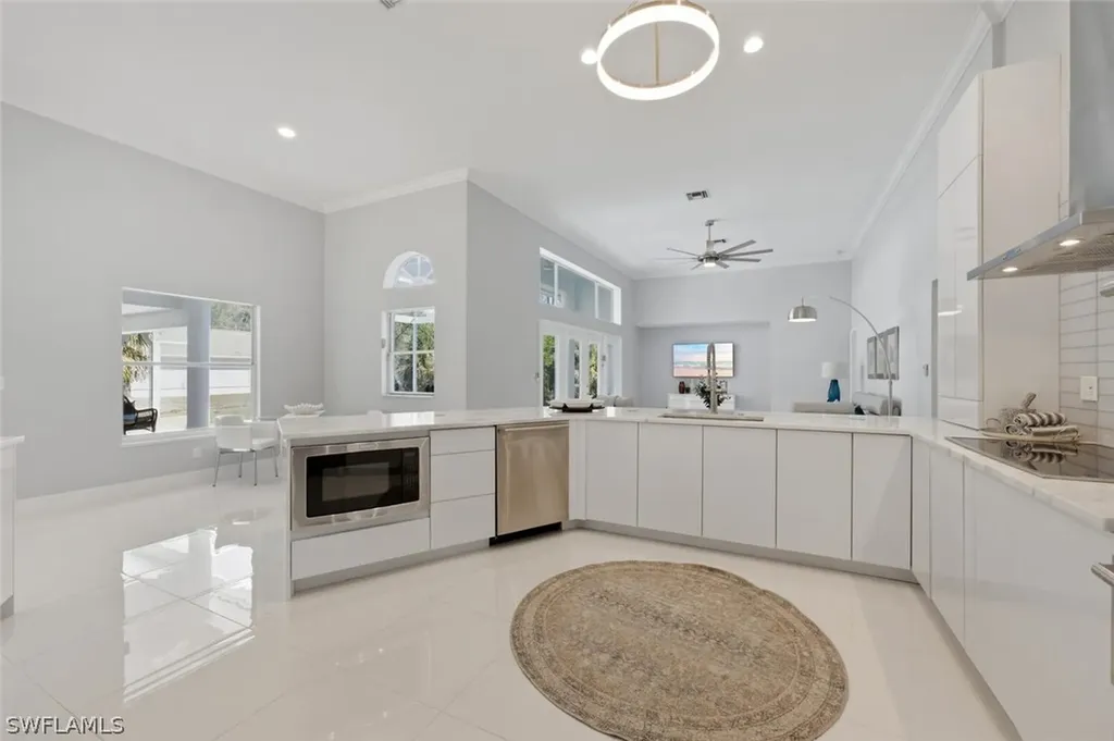 1520 Oakes Boulevard Naples FL 34119