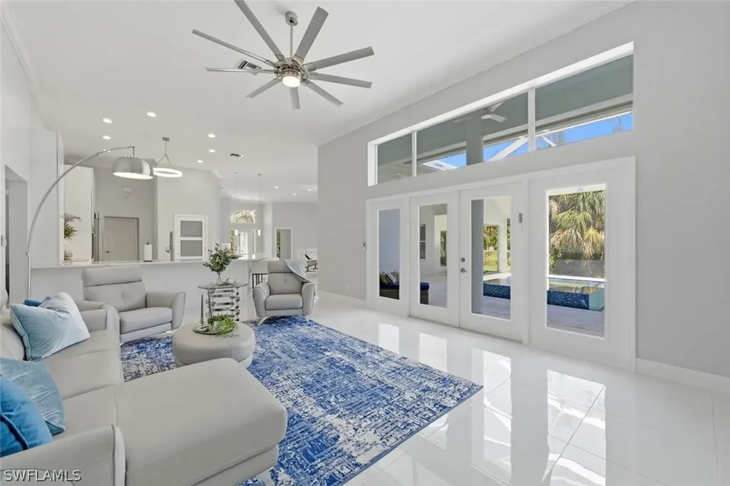1520 Oakes Boulevard Naples FL 34119