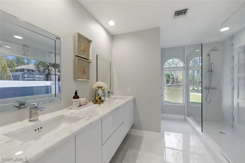 1520 Oakes Boulevard Naples FL 34119