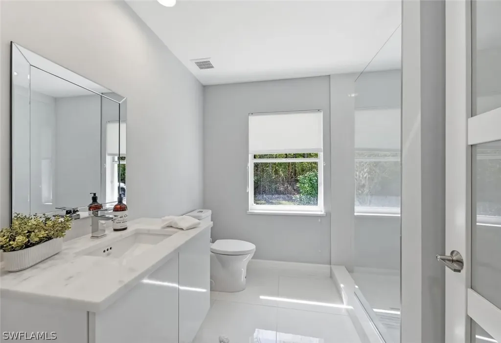 1520 Oakes Boulevard Naples FL 34119