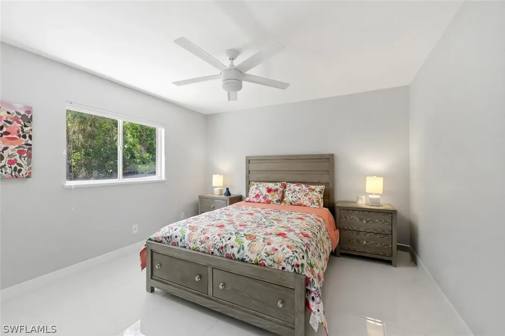 1520 Oakes Boulevard Naples FL 34119