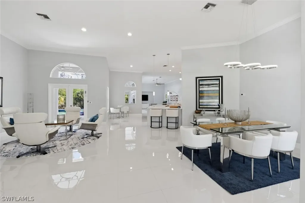 1520 Oakes Boulevard Naples FL 34119