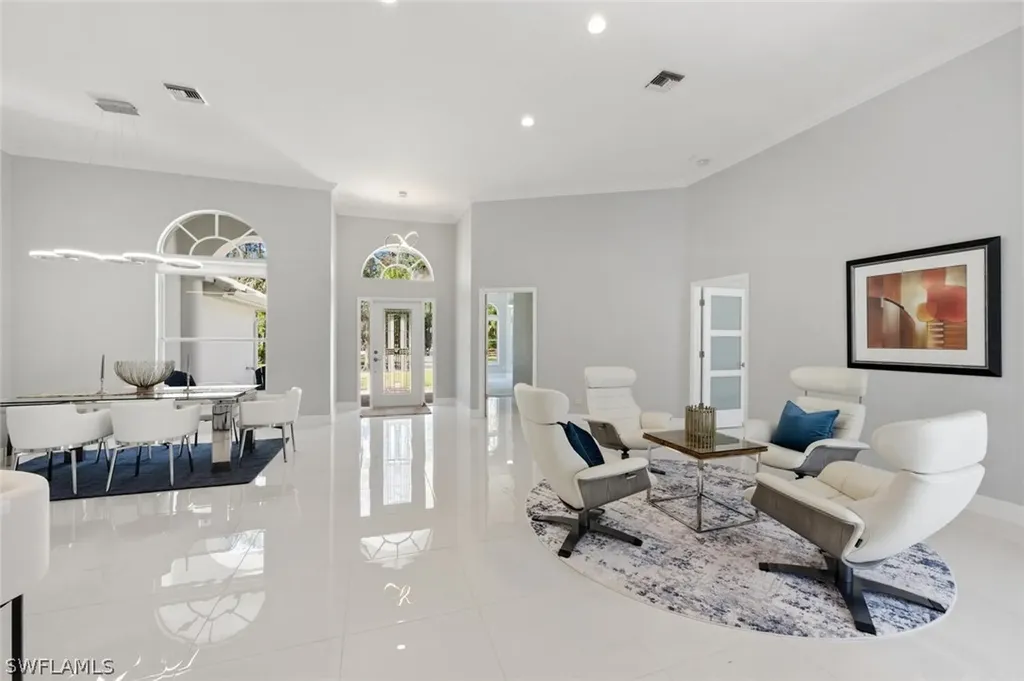 1520 Oakes Boulevard Naples FL 34119