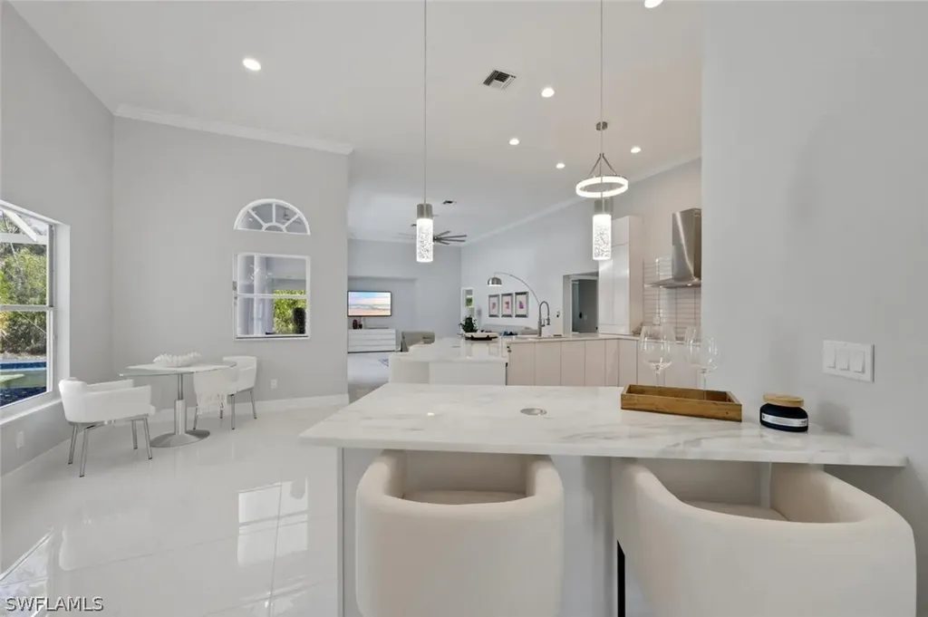 1520 Oakes Boulevard Naples FL 34119