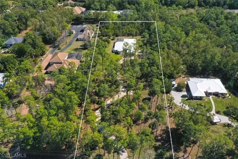 1520 Oakes Boulevard Naples FL 34119