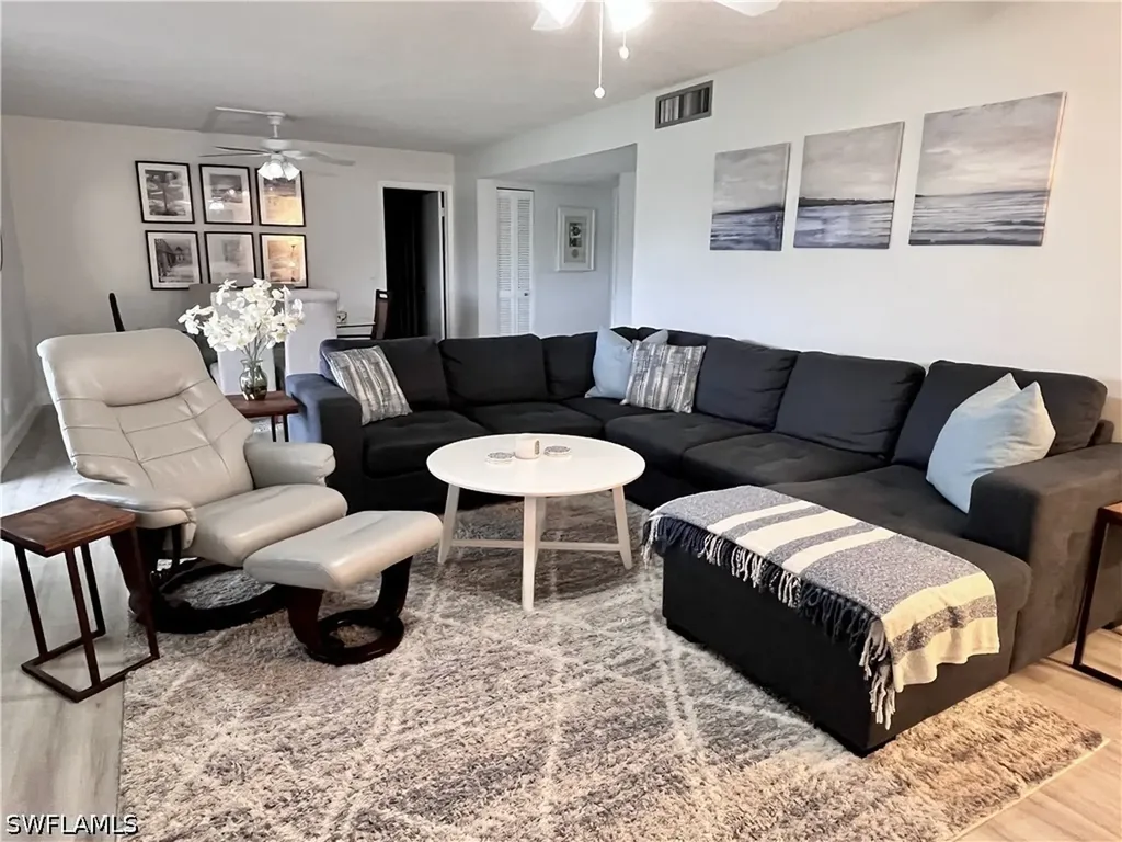 209 Palm Drive Naples FL 34112