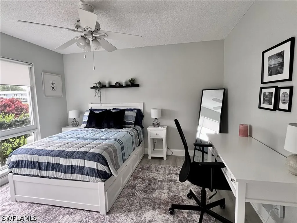 209 Palm Drive Naples FL 34112