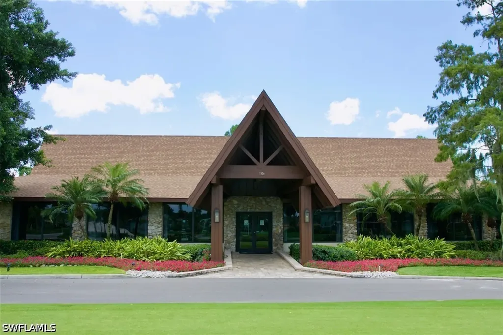 209 Palm Drive Naples FL 34112