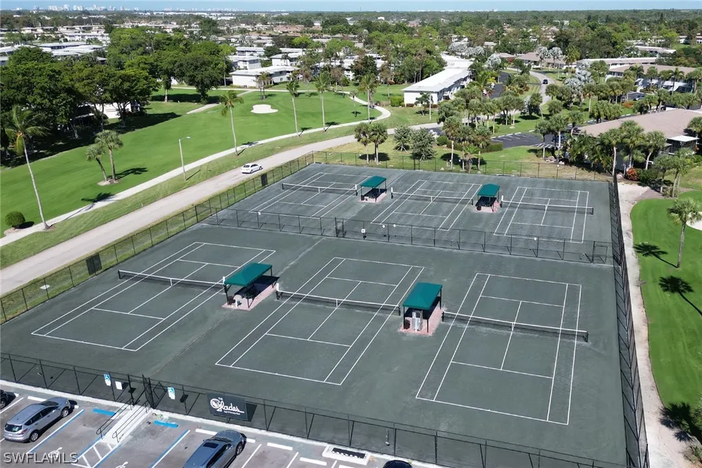 209 Palm Drive Naples FL 34112