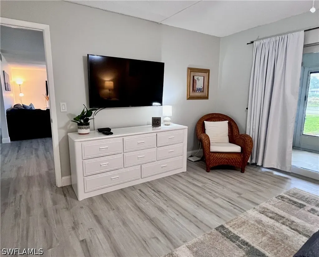 209 Palm Drive Naples FL 34112