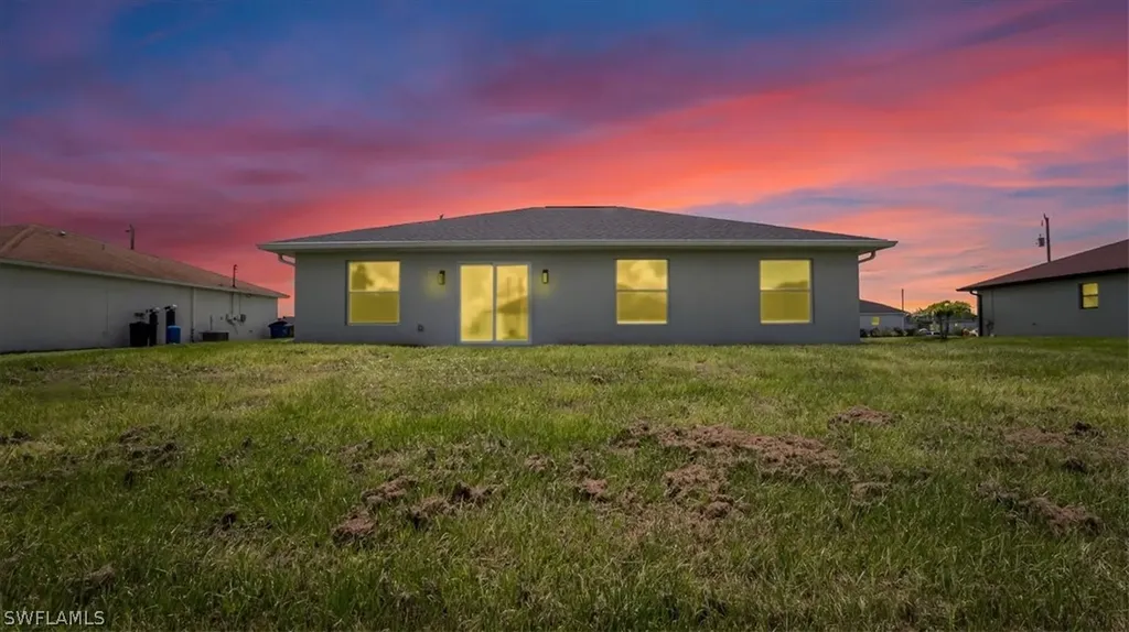 2702 46th Street SW Lehigh Acres FL 33976
