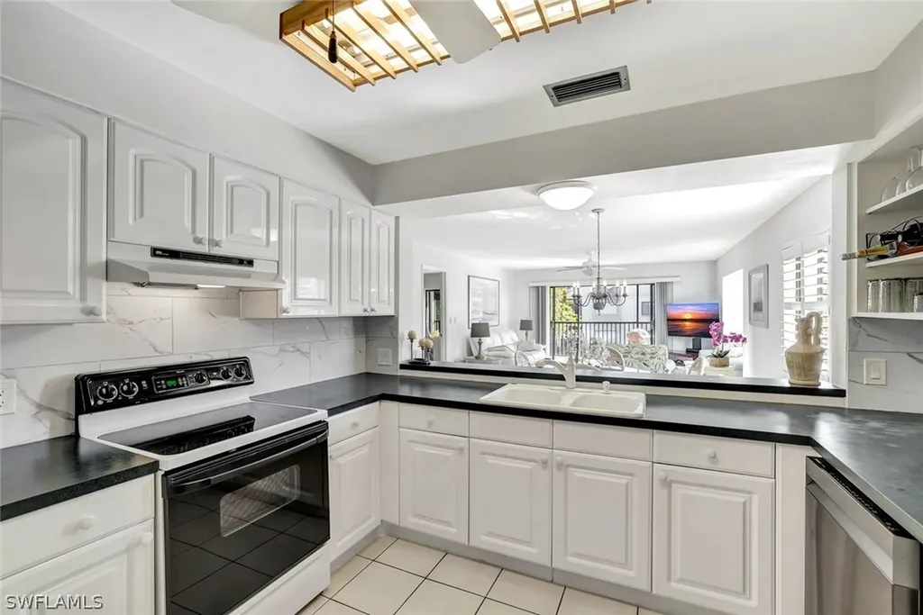 910 Vanderbilt Beach Road Naples FL 34108