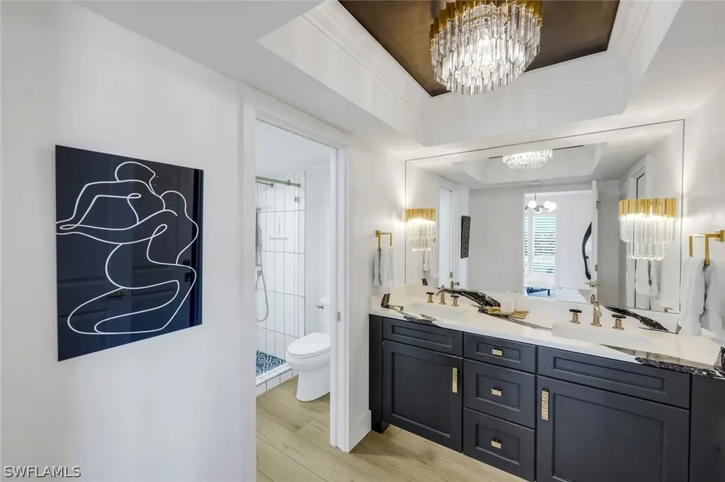 250 Park Shore Drive Naples FL 34103