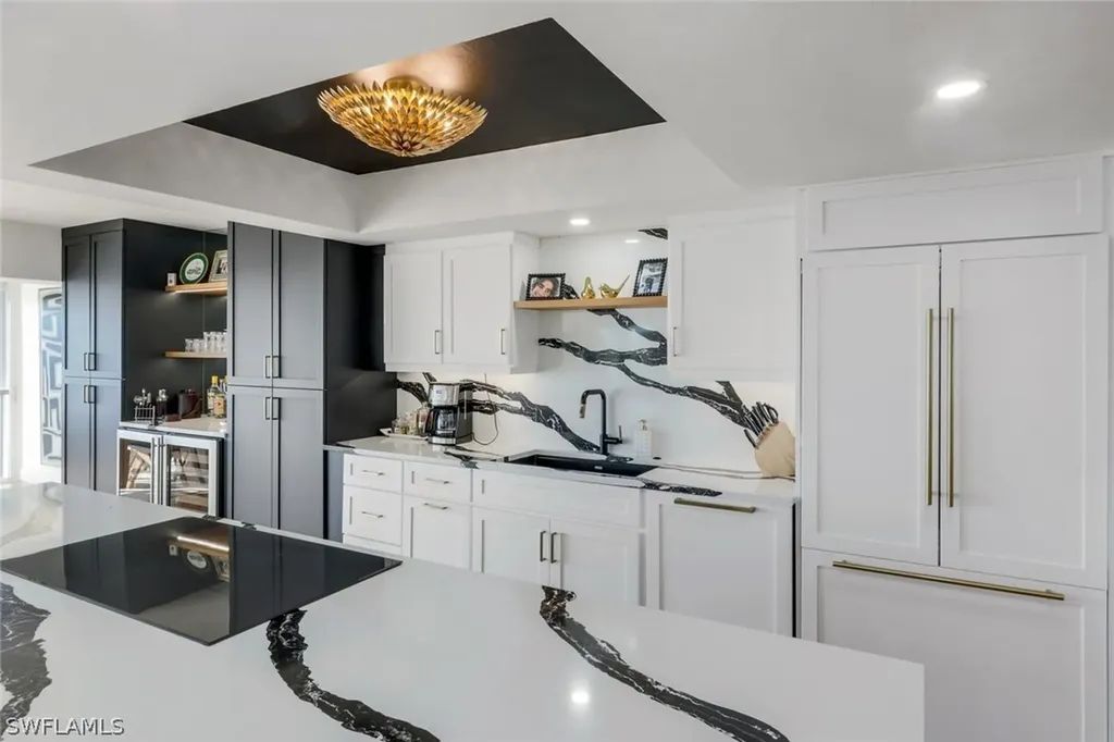 250 Park Shore Drive Naples FL 34103