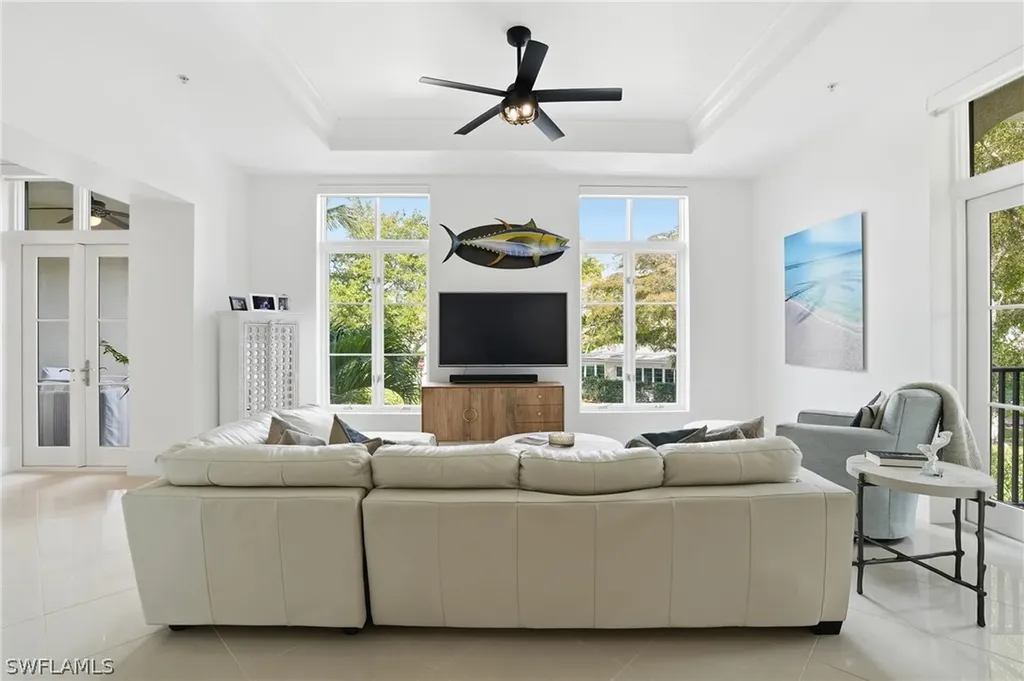 1008 7th Street S Naples FL 34102