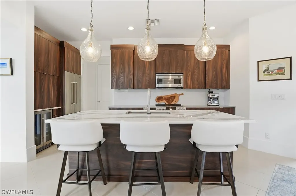 1008 7th Street S Naples FL 34102