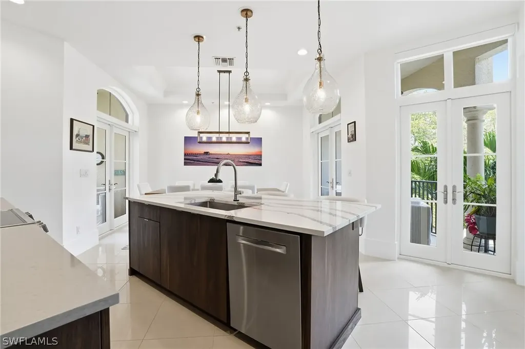 1008 7th Street S Naples FL 34102