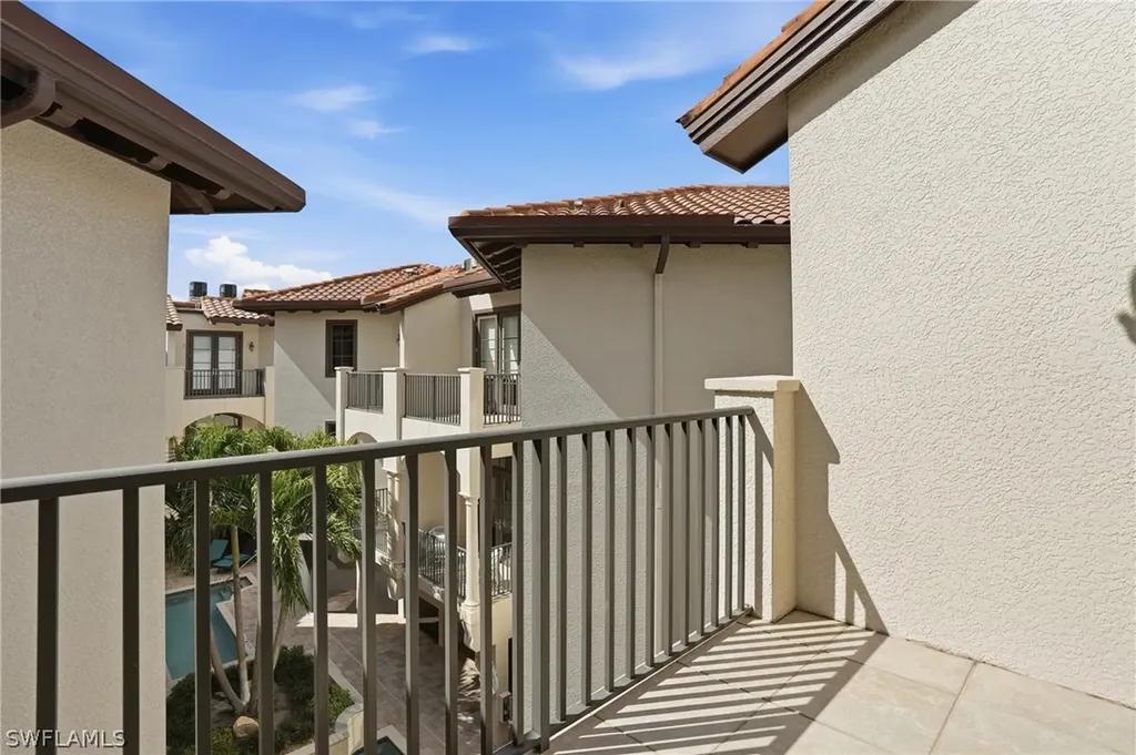 1008 7th Street S Naples FL 34102