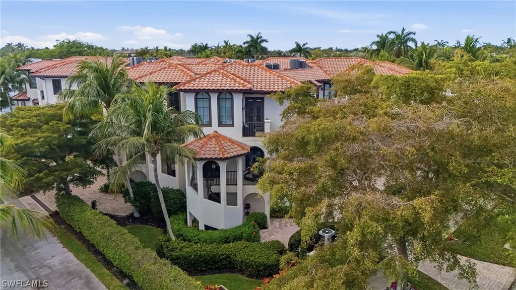 1008 7th Street S Naples FL 34102