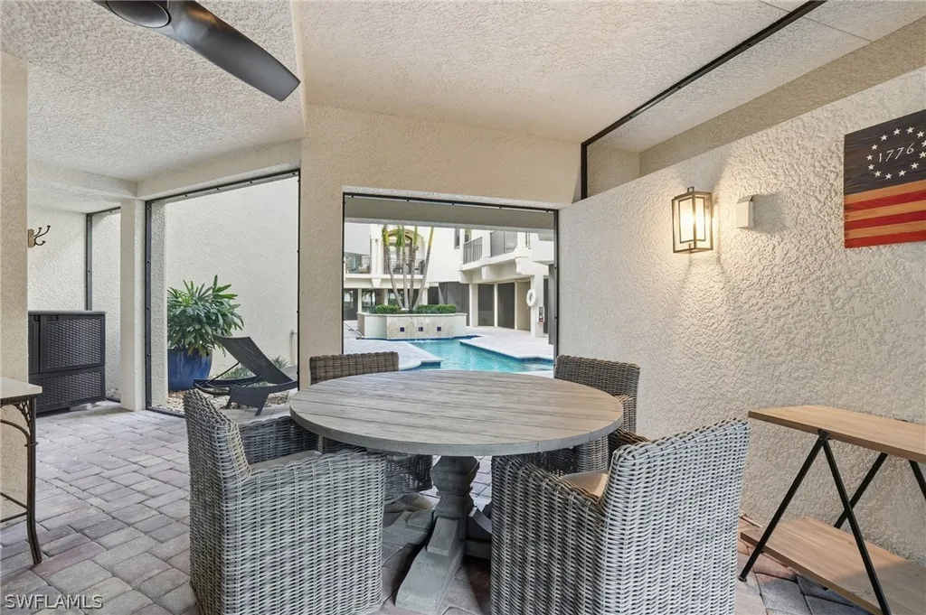 1008 7th Street S Naples FL 34102