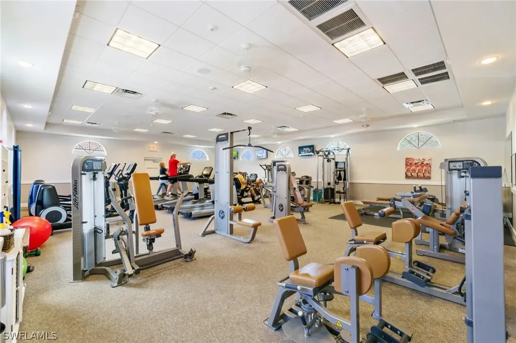 43 Glen Eagle Circle Naples FL 34104
