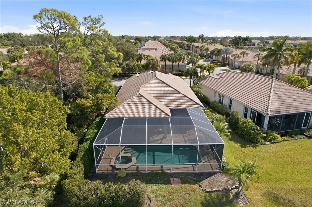 43 Glen Eagle Circle Naples FL 34104