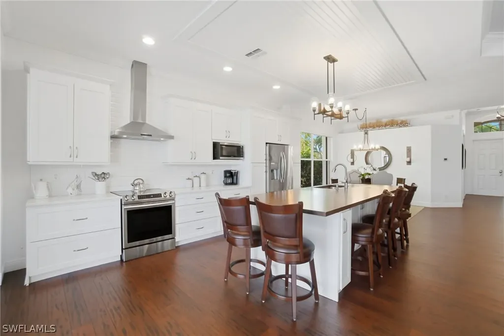 43 Glen Eagle Circle Naples FL 34104