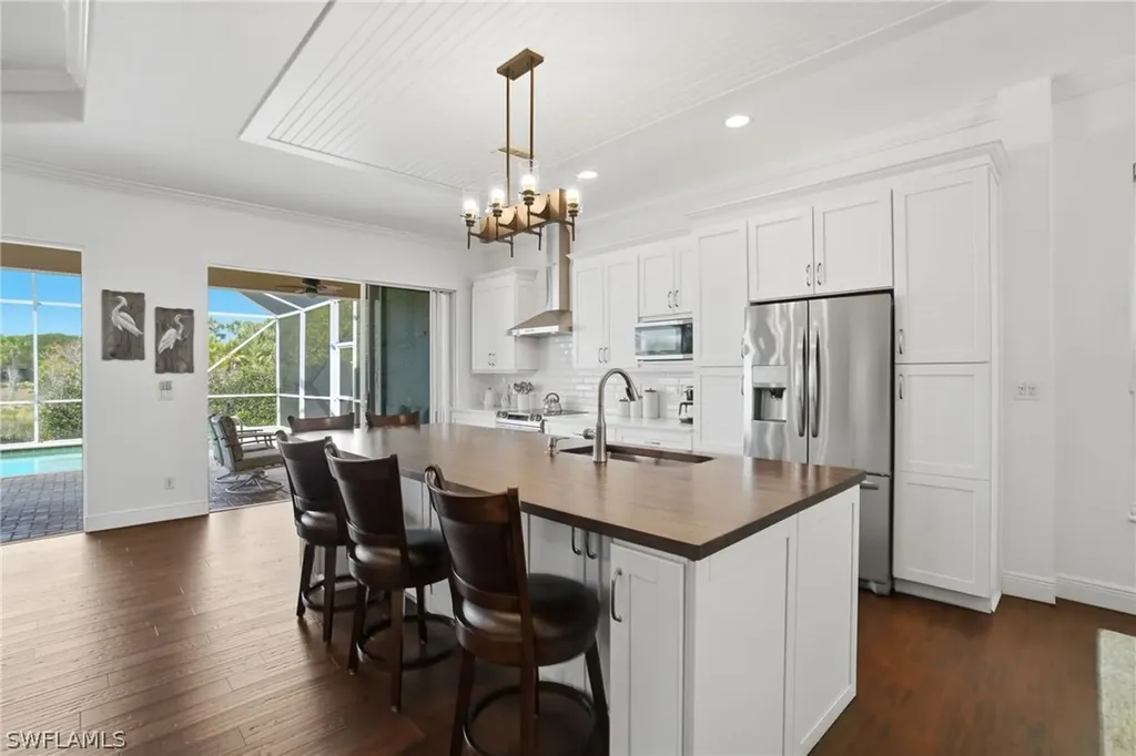 43 Glen Eagle Circle Naples FL 34104