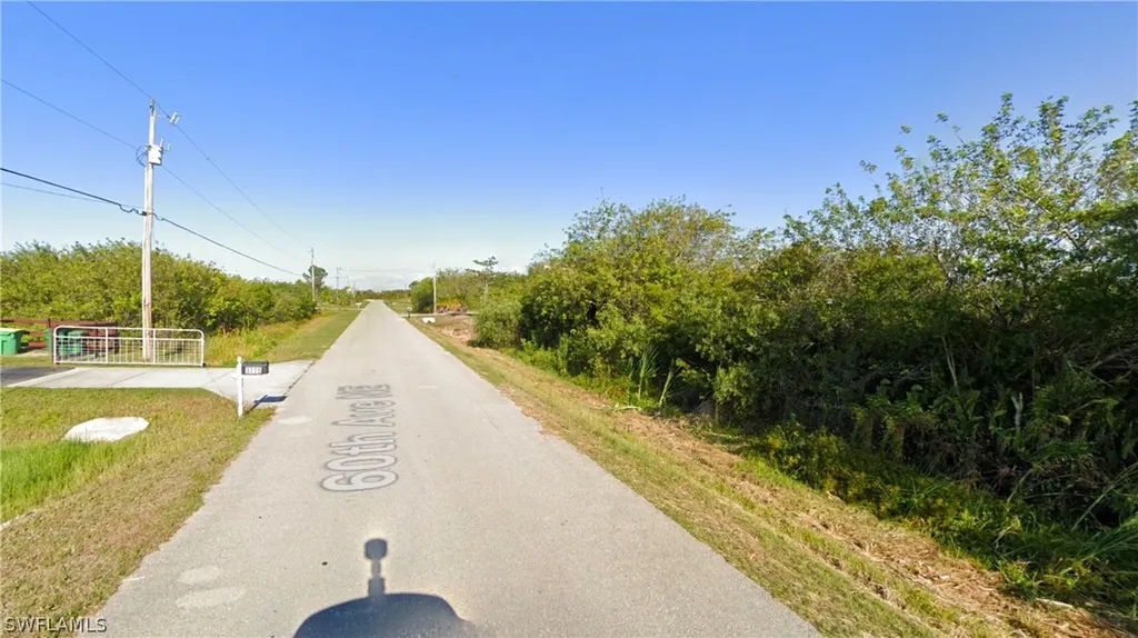60TH Avenue NE Naples FL 34120