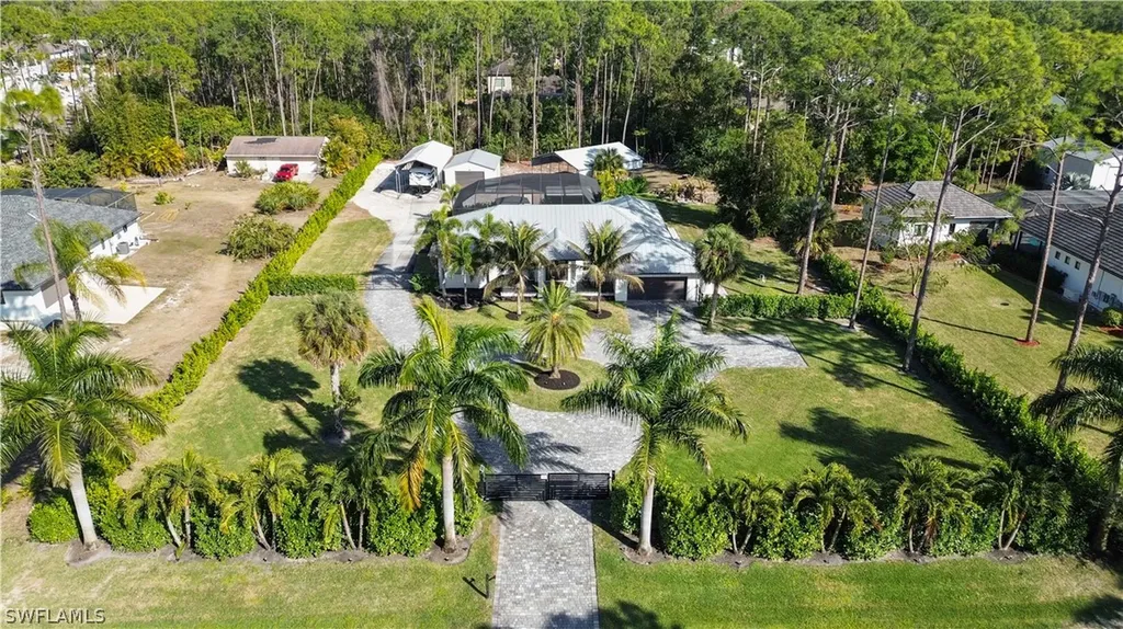 25211 Pinson Drive Bonita Springs FL 34135