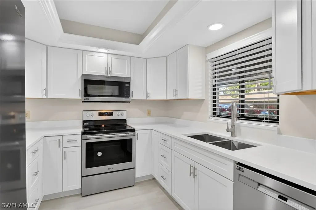 5773 Gage Lane Naples FL 34113